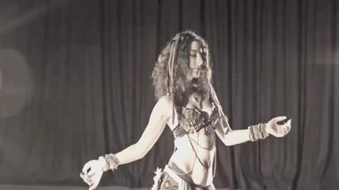 KATIE NESS/KATIE KALYANI/KATIE KALYAANI: U.K. BELLY DANCER | "THE DANCE OF THE TIGRESS"