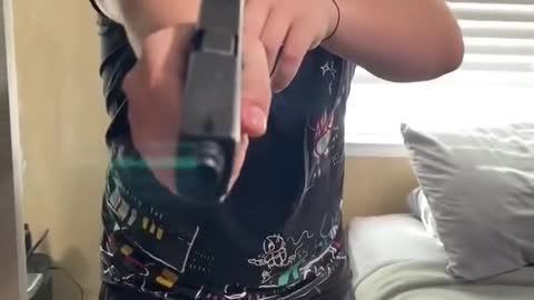 “Put Your Hands up!”