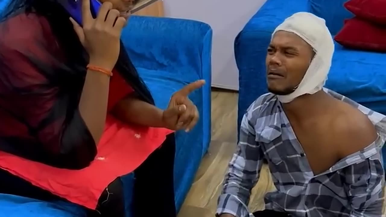 जब मम्मी call पर बात कर रही हो तब 😂😂 #comedy #realfools #surajroxfunnyvibeo #vikramcomedyvideo