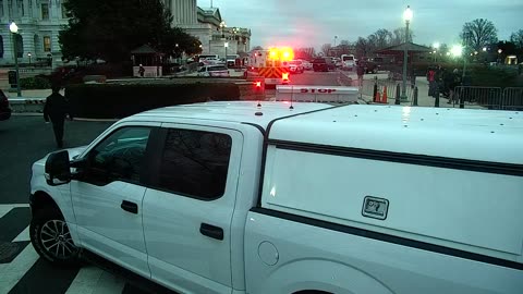 0687USCG00K25SouthBarricadePlaza_2021-01-06_16h56min24s010ms.mp4