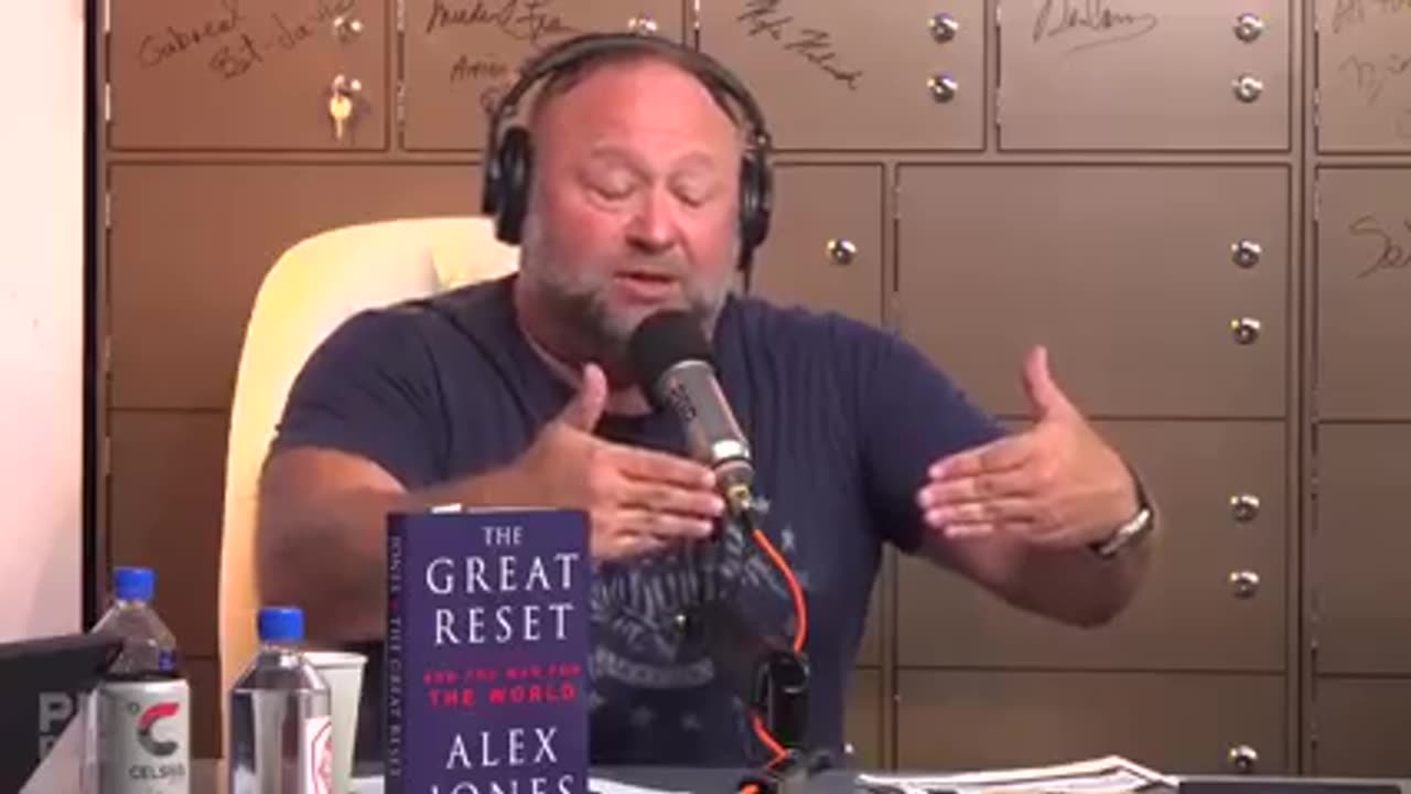 He’s a Maniac” - Alex Jones Warns Wagner Group Leader Is Worse Than Putin