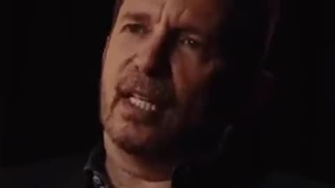 Comunistas sempre querem o poder.