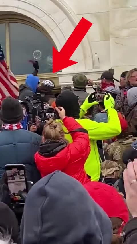 Antifa Breaking into the Capital Building on January 6th