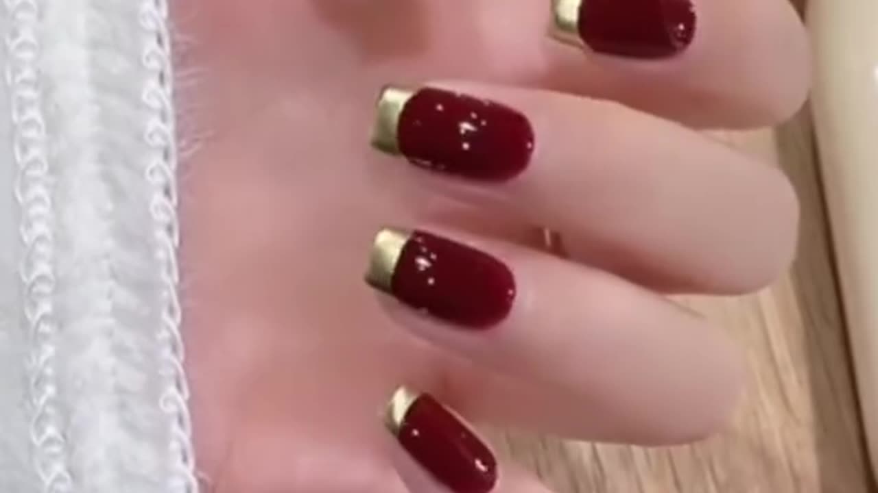 Insanely Cute New Years Nails for 2024 you have to Recreate