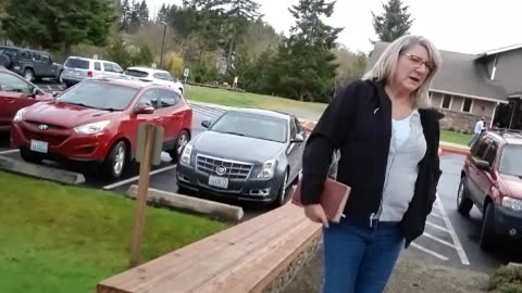 Cult Rebukes: Woman Proclaims The Paradox, The Preacher Proclaims One Or The Other