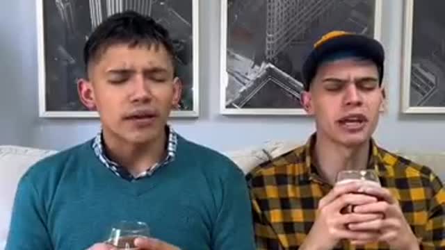 Mándale el video a tu amigo para que sepa su oración ❤