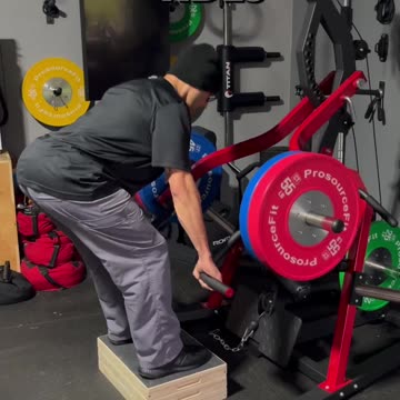 GMWD Leverage Gym Leg Workout