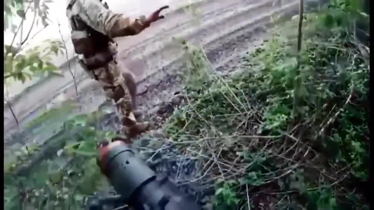 Action footage of PZR Piorun MANPADS