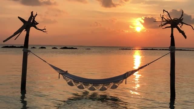 Best sunset 2022 Maldive relax for a few seconds