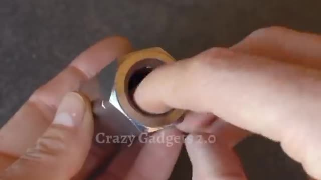 Iron Man RING from a NUT ЁЯШо рдирдЯ рдмреЛрд▓реНрдЯ рд╕реЗ рдмрдирд╛рдпрд╛ рдЖрдпрд░рди рдореИрди рд░рд┐рдВрдЧ ЁЯШо#shorts #short