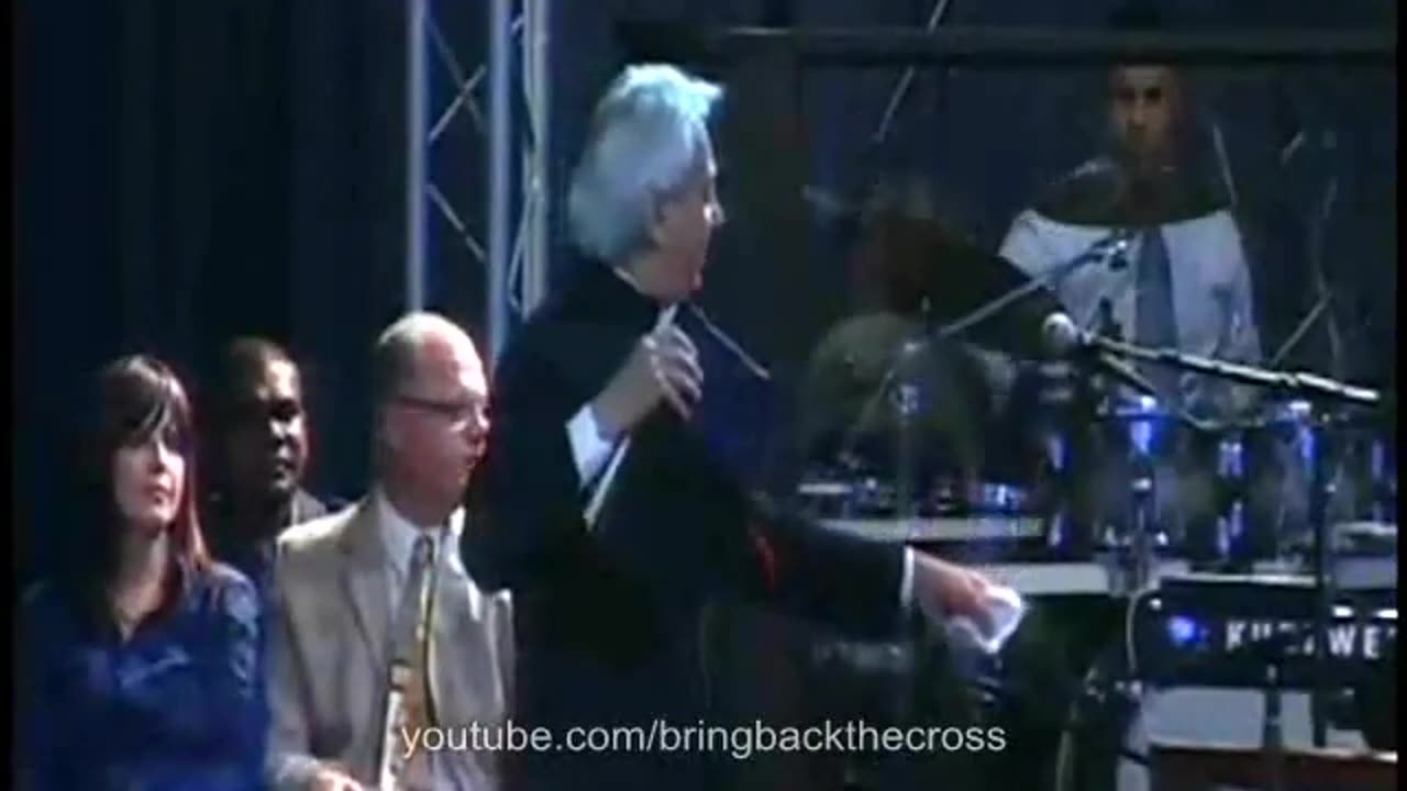Benny Hinn - Applying the Blood of Jesus