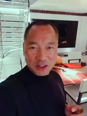 20181014文贵先生视频²：吃的特别多，又抽上了雪茄