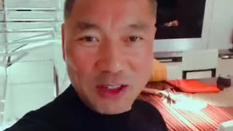 20181014文贵先生视频²：吃的特别多，又抽上了雪茄