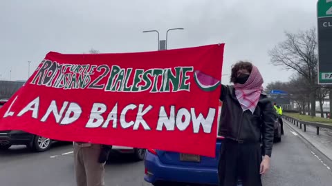 Multiple roads into JFK Airport are BLOCKED by Ceasefire Now protesters