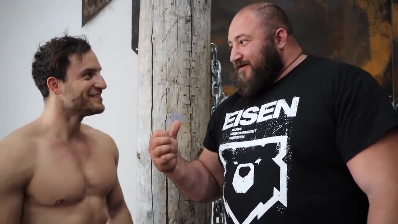 Sascha Huber VS. Strongman