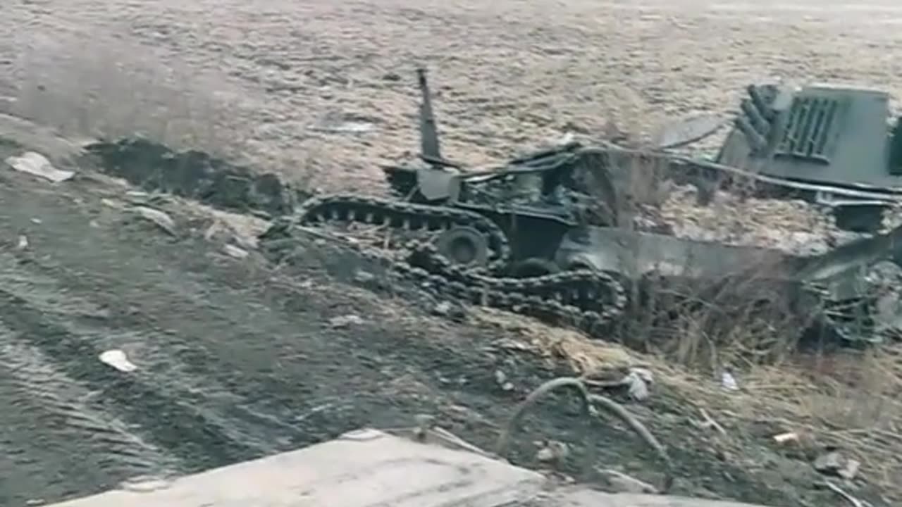 American 155-mm self-propelled guns M109 destroyed by the Lancet