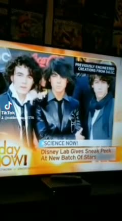 DISNEY IS ADMITTING TO CLONING STARS