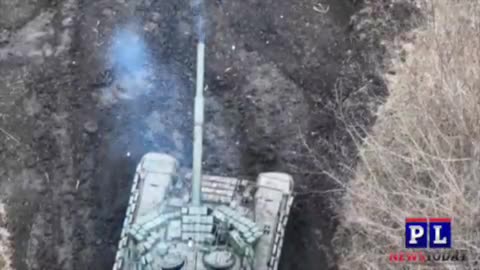 ⚡️📣(Frontline Tank Battle) Russian Forces Use Captured Ukrainian Tanks Against Ukraine