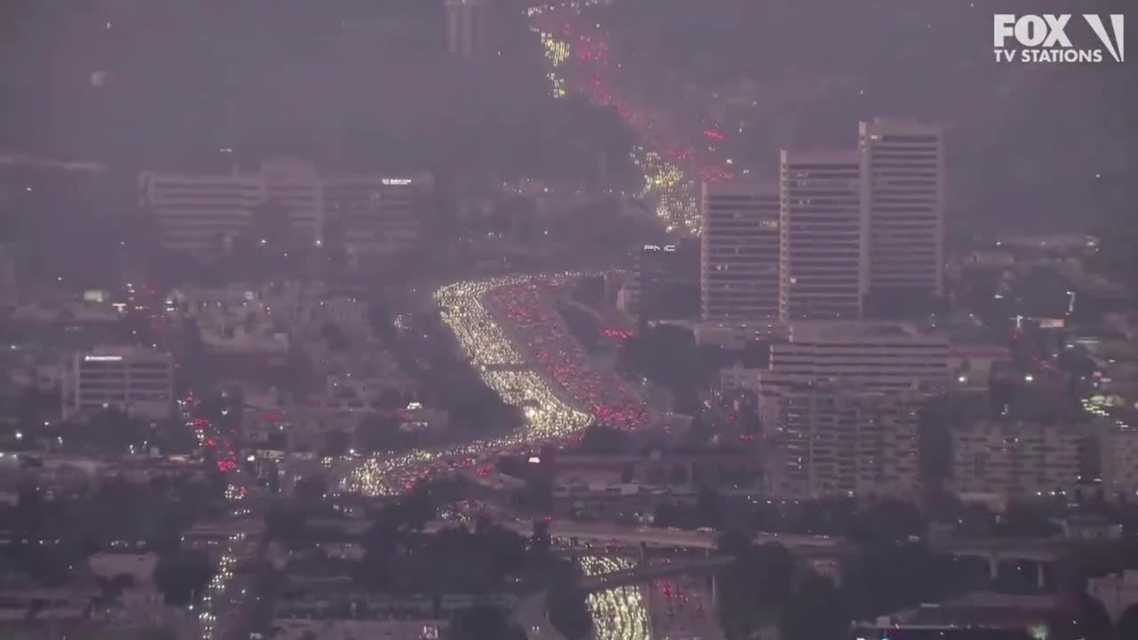 Holiday tradition: Nightmare Thanksgiving traffic on the 405 Freeway