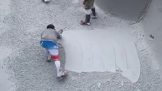 The skill of spraying concrete works is very beautiful