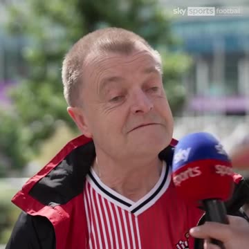 This Southampton fan is so SPECIAL