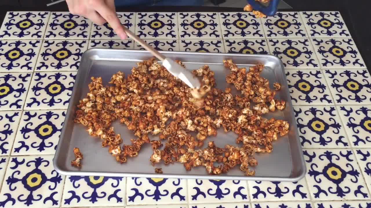 Haciendo Palomitas Acarameladas en casa!!!