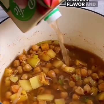 Delicious Easy To Make Creamy and Comforting Chickpea Soup - Vegan