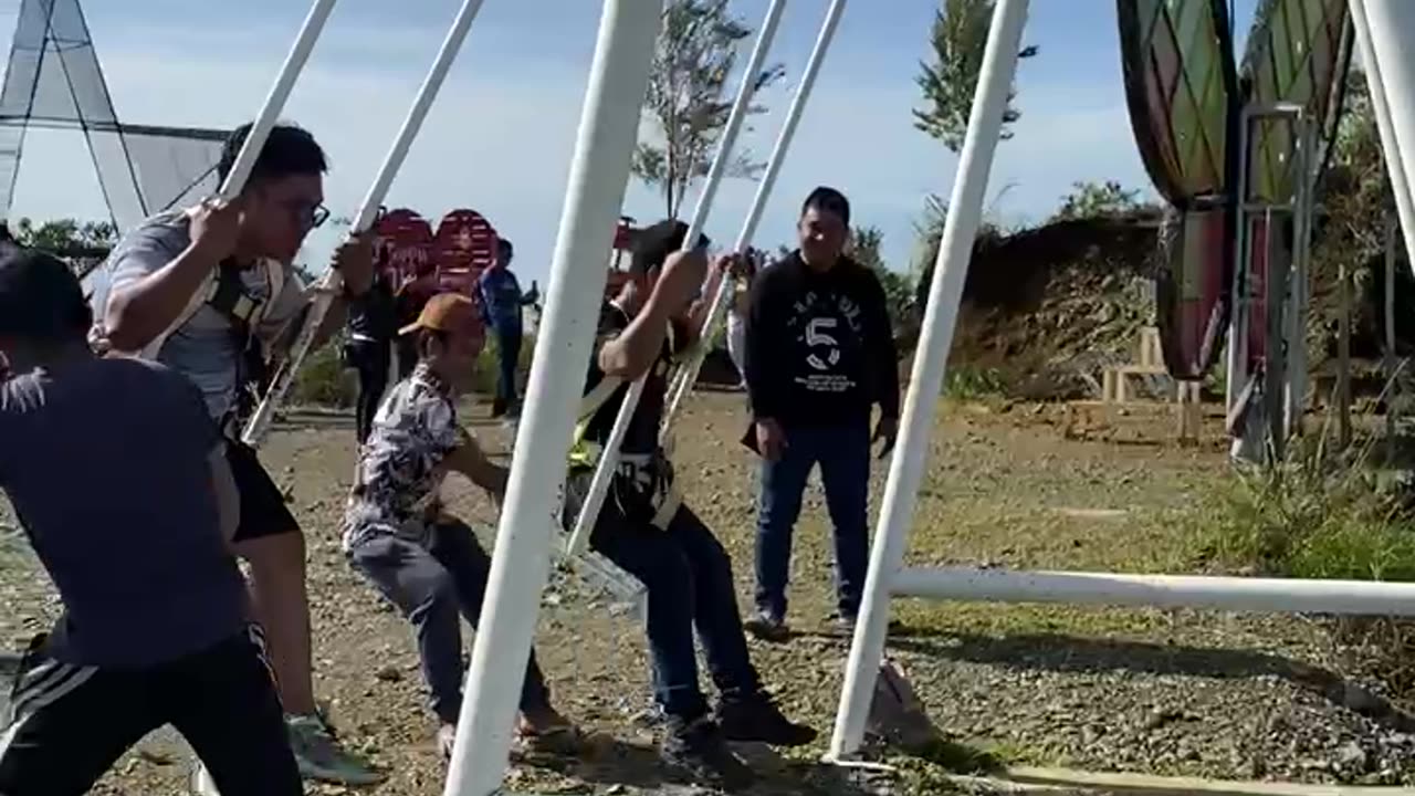 GIANT SWING!