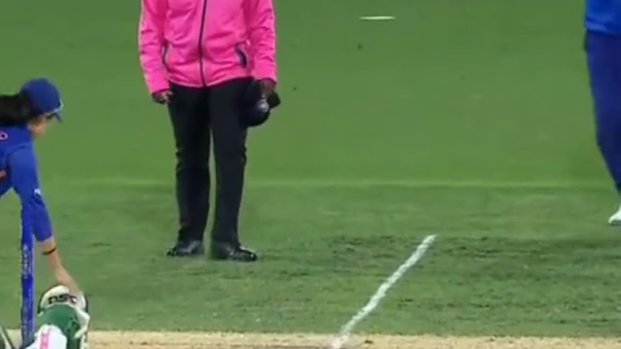 Cricket for woman's