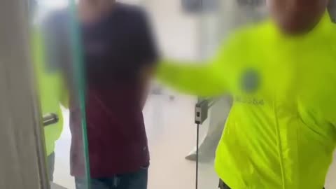 Capturado con subametralladora
