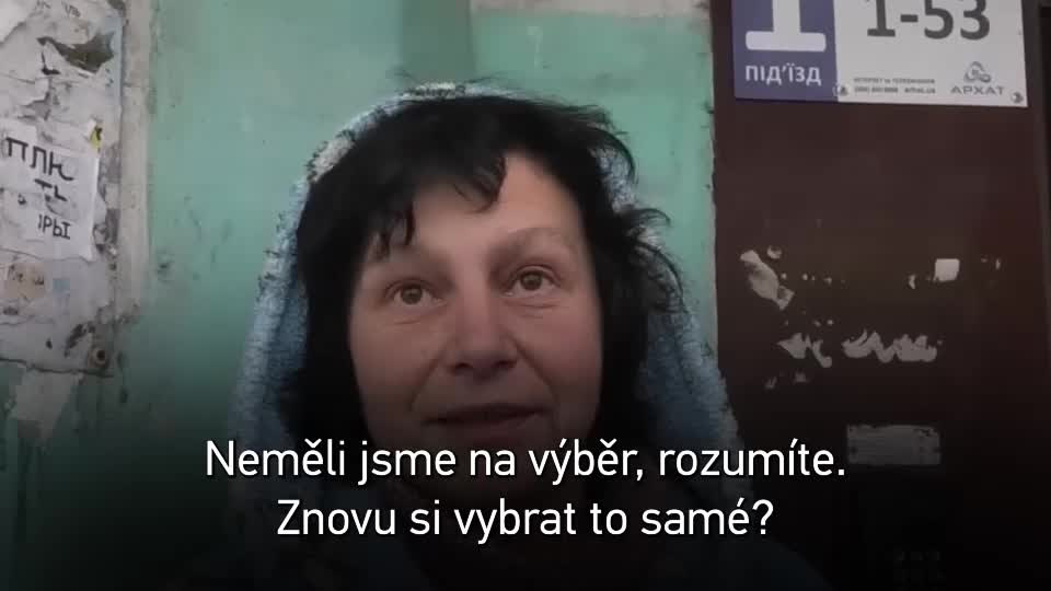 Obyvatelka Mariupolu o klaunovi Zelenském