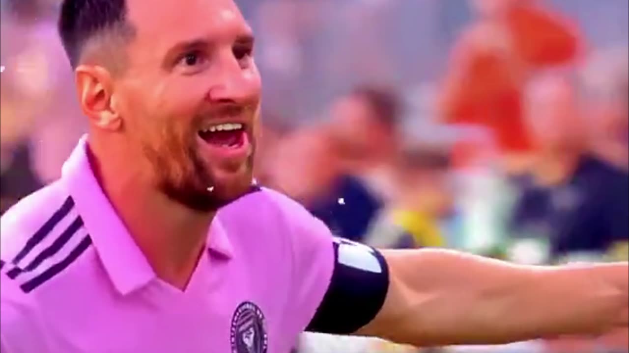 GOAL OF MESSI IN NEW TEAM
