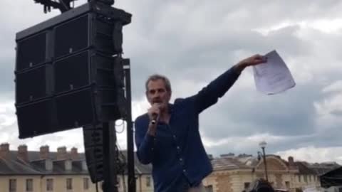 Intervention d’un Médecin, ayant travaillé chez Pfizer, au rassemblement du 31/07.