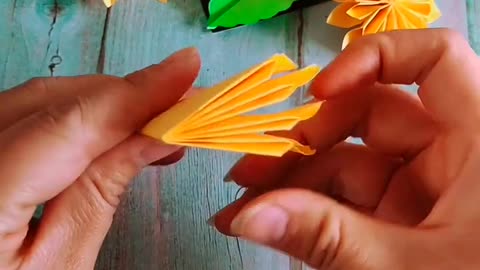 How to Make Flower Crafts from Origami Paper