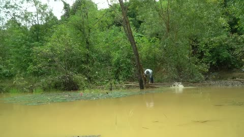 BUSHCRAFT Building 9m Camping Floating Under Raining Season