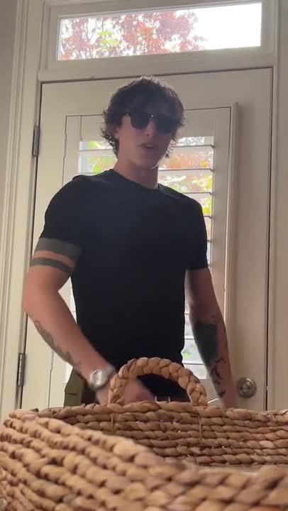 Is this Andrew Tate with hair?