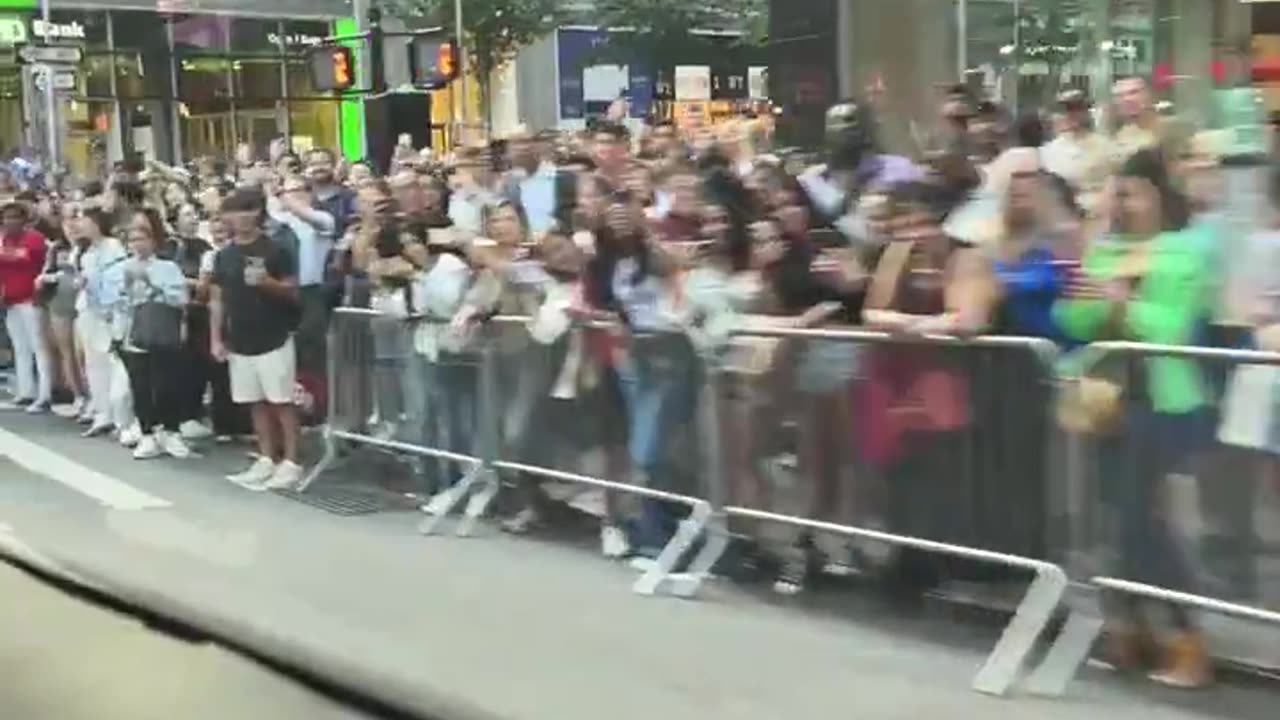 WOW!!! Look at the long line of supporters of President Biden in NYC yesterday!