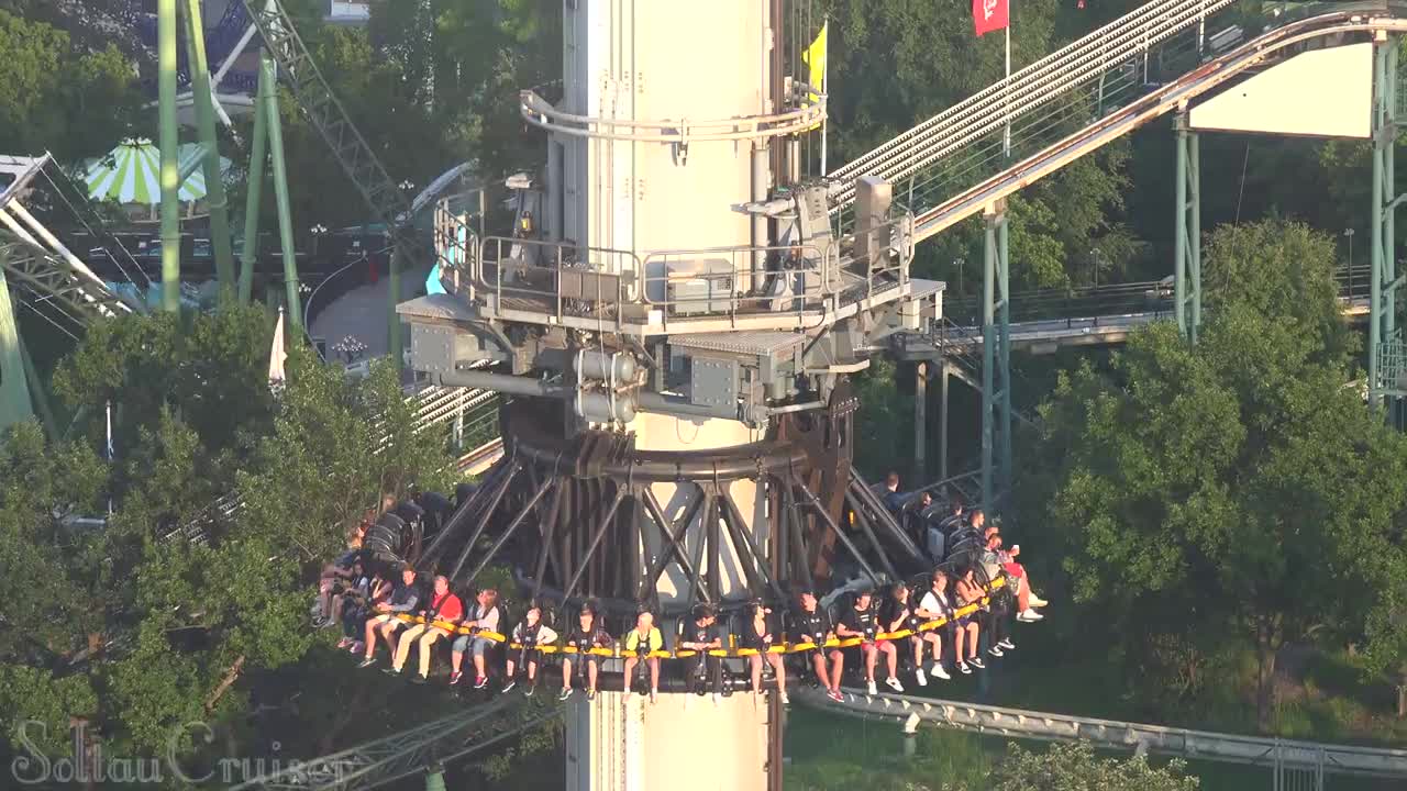 4K _ AtmosFear freefall tower at Liseberg Gothenburg in Sweden