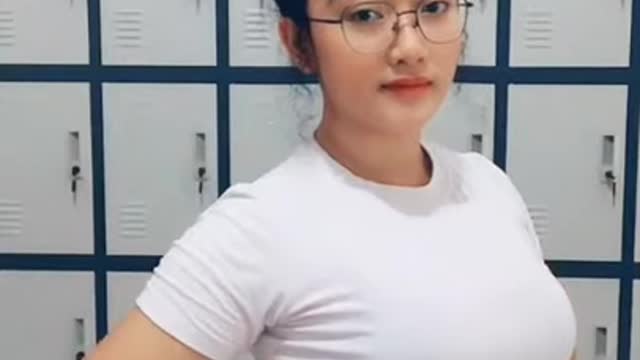 White shirt girl dancing DJ tiktok