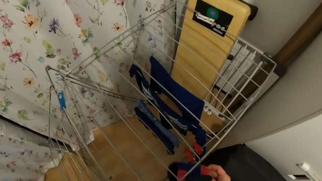 2022-12-13 (2) - Qui ? (live parallèle) - Twitch Meutemediatique