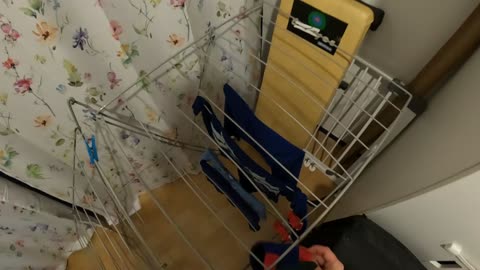 2022-12-13 (2) - Qui ? (live parallèle) - Twitch Meutemediatique