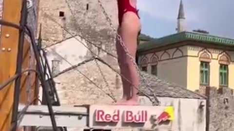 She went on a JOURNEY for this dive 👀