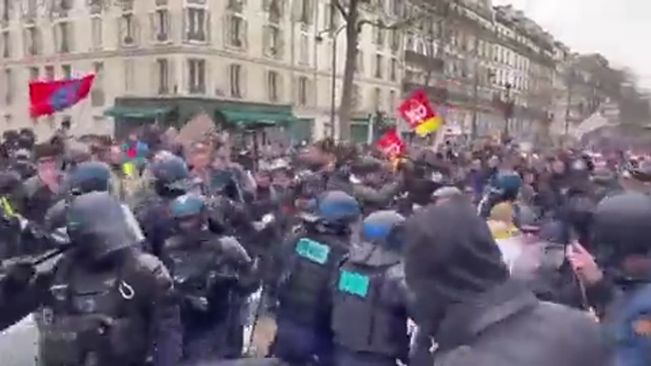 🇫🇷 The real democracy in Paris!