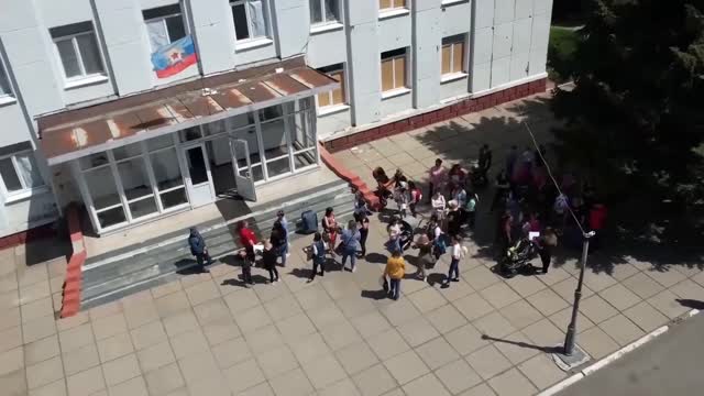 Russian servicemen brought humanitarian aid to Pervomaysk