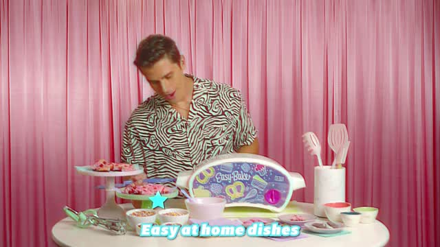 Antoni Goes Retro Easy-Bake Battle The Home Cooking Competition Netflix