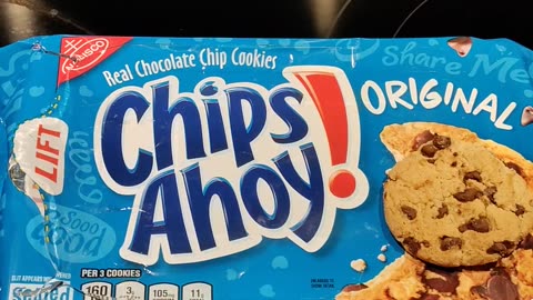 Eating Nabisco Chips Ahoy! Real Chocolate Chip Cookies, Dbn, MI, 8/23/23