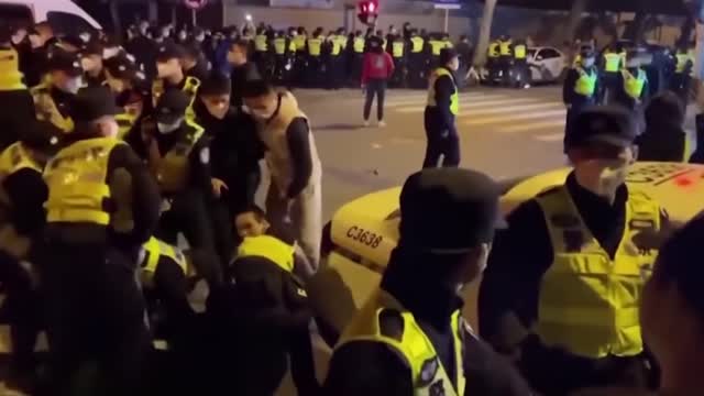 ANTI-GOVERNMENT Protests break out in Chinese cities calling for CCP to step down and Xi Jinping to step down