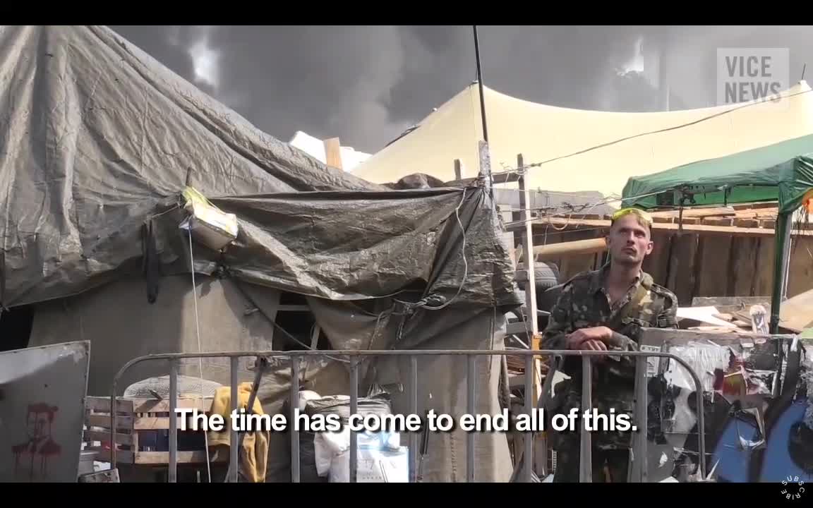 Ukraine war. Maidan Square protester camp cleaned by Kiev-1 batalion