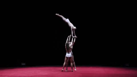 The International Artist Agency - Three G - Acrobatic trio