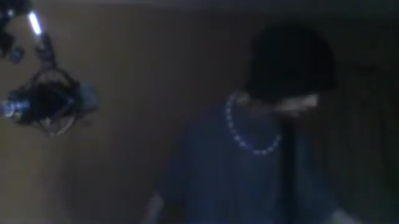 [Cyraxx Youtube 2021-11-26] A new me